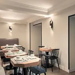 Mercure Paris Arc De Triomphe Wagram